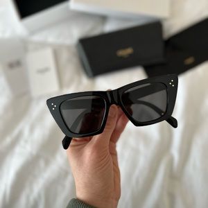 CELINE CAT EYE S187 SUNGLASSES IN ACETATE 
BLACK